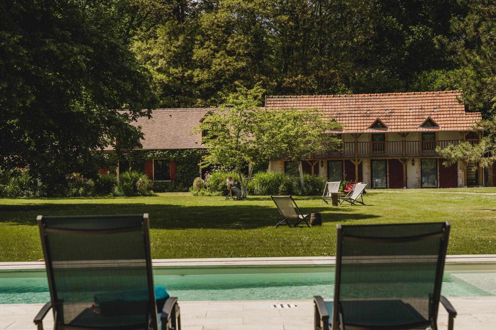Domaine De Montizeau Bed & Breakfast Lailly-en-Val Exterior photo